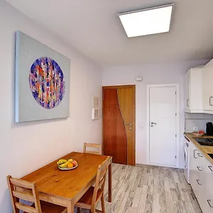  Apartamento Aptos. Casco Histórico